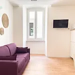 Apartment Lazzaretto Vecchio 22 Tirabora Short Rent *