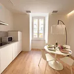 Lazzaretto Vecchio 22 Tirabora Short Rent Apartment Trieste