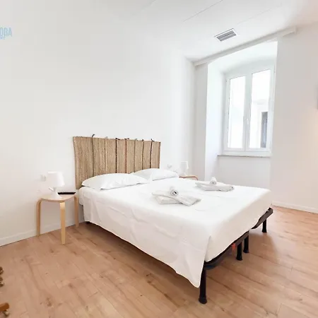 Lazzaretto Vecchio 22 Tirabora Short Rent Apartamento