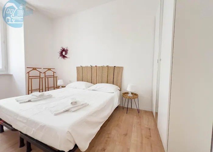 Lazzaretto Vecchio 22 Tirabora Short Rent Trieste