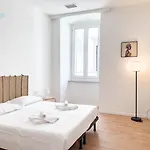 Lazzaretto Vecchio 22 Tirabora Short Rent Apartamento