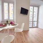 Lazzaretto Vecchio 22 Tirabora Short Rent Apartamento Trieste