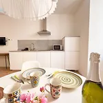 Apartamento Lazzaretto Vecchio 22 Tirabora Short Rent Trieste