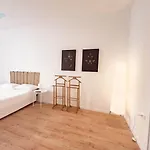 Lazzaretto Vecchio 22 Tirabora Short Rent Apartamento *