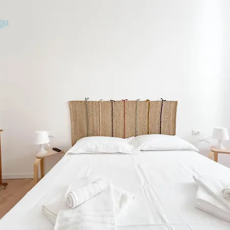 Lazzaretto Vecchio 22 Tirabora Short Rent