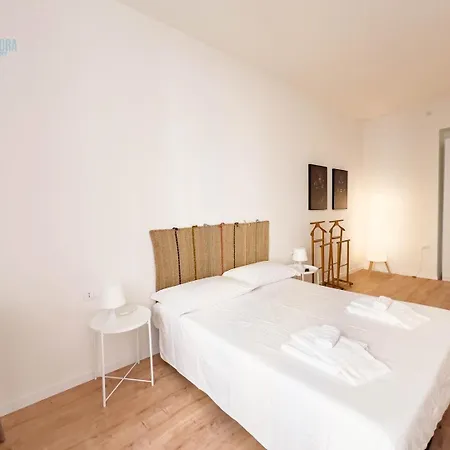 Lazzaretto Vecchio 22 Tirabora Short Rent Triest