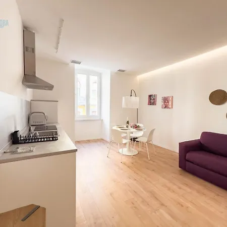 Apartament Lazzaretto Vecchio 22 Tirabora Short Rent Triest