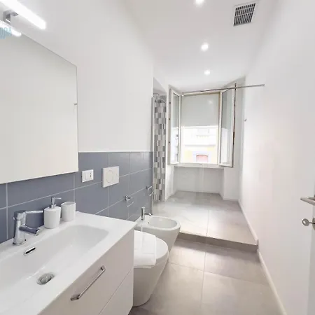 Апартаменти Lazzaretto Vecchio 22 Tirabora Short Rent Трієст