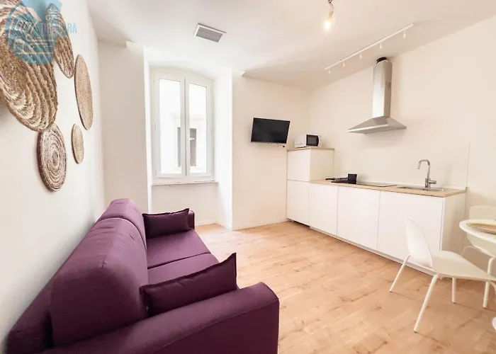 Lazzaretto Vecchio 22 Tirabora Short Rent * Trieste