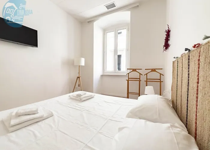 Lazzaretto Vecchio 22 Tirabora Short Rent *